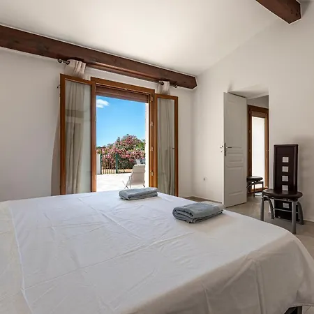 Hébergement de vacances Maison De Charme En Pierre Proche Ajaccio *