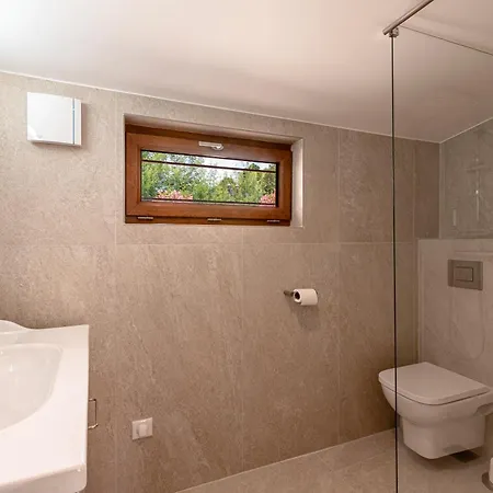Maison De Charme En Pierre Proche Ajaccio Vakantiehuis