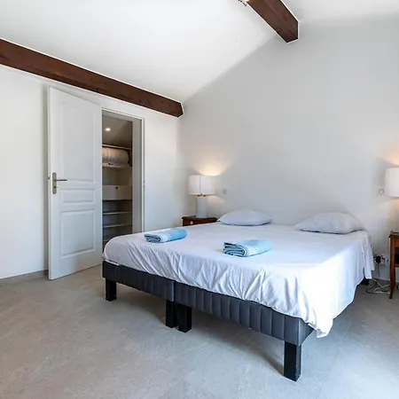Vakantiehuis Maison De Charme En Pierre Proche Ajaccio *